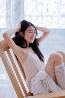 舞蹈室里的景色李欣罗晴